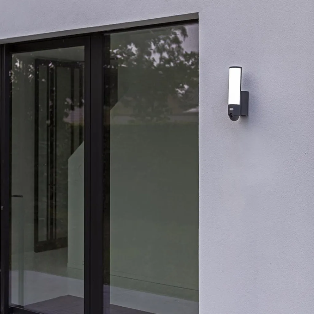 Straluma Buitenlamp cilinder donker grijs inclusief LED en camera> Wandlampen|Buitenlampen