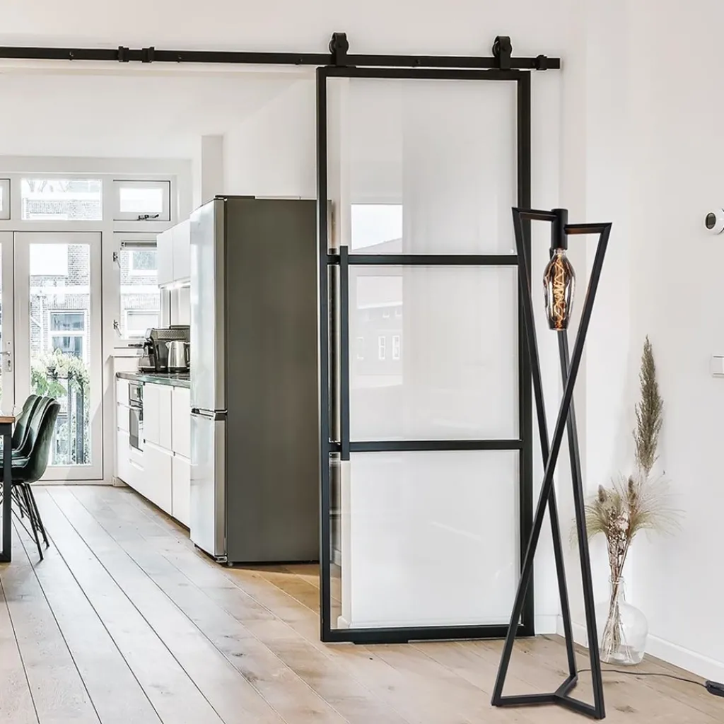 Straluma Design vloerlamp Taranto zwart metaal dimbaar> Vloerlampen|Design Verlichting