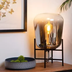 Straluma Elegante tafellamp zwart frame met smoke glazen kap></noscript> Tafellampen|Luxe Verlichting