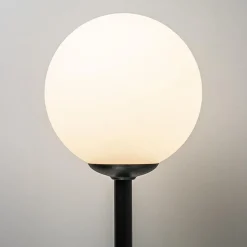 Straluma Grote wandlamp mat zwart met witte glazen bol></noscript> Wandlampen|Industriële Verlichting