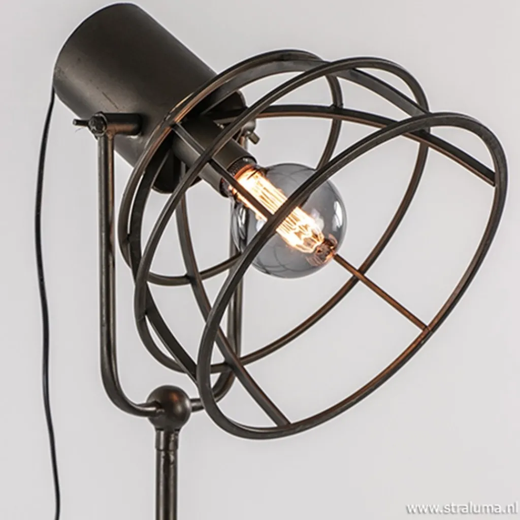 Straluma Industriële driepoot vloerlamp Givan> Driepoot lampen|Light and Living