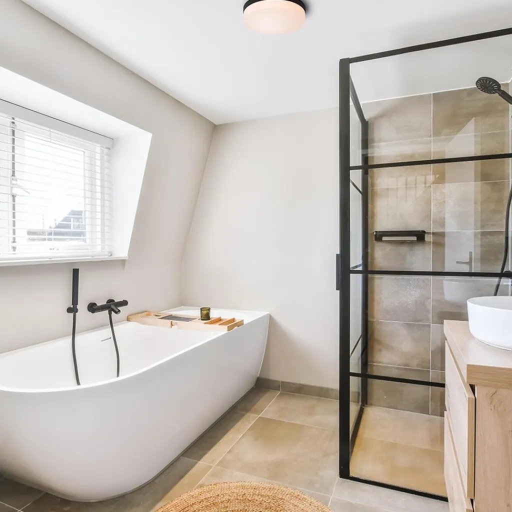 Straluma LED badkamerplafondlamp zwart met bewegingssensor> Plafondlampen|Plafonnières