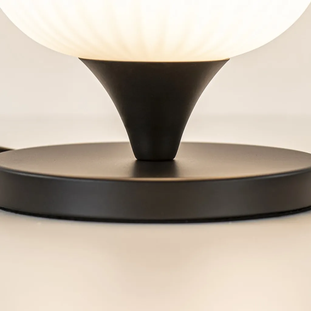 Straluma Mat witte tafellamp met zwarte voet> Woonkamerlampen|Slaapkamerlampen