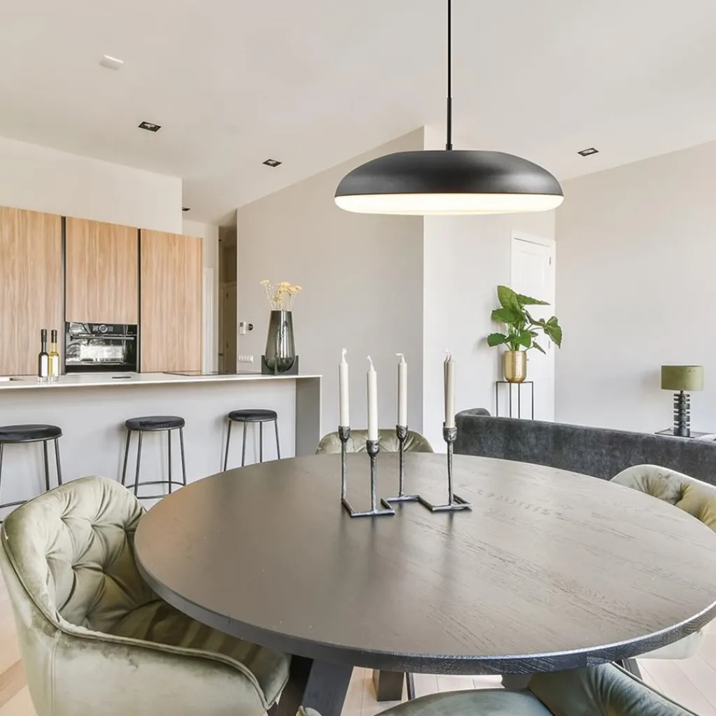 Straluma Mat zwarte hanglamp koepel met witte kap> Eettafellampen|Eetkamerverlichting