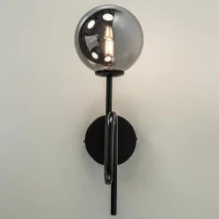 Straluma Mat zwarte wandlamp trompet met smoke glas><noscript><img width=