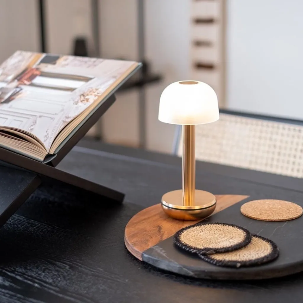 Straluma Sfeervolle tafellamp goud met frosted kapje op batterij> Tafellampen|Eetkamerverlichting