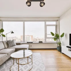 Straluma Stoere 2-lichts plafondlamp met houten kappen zwart><noscript><img width=