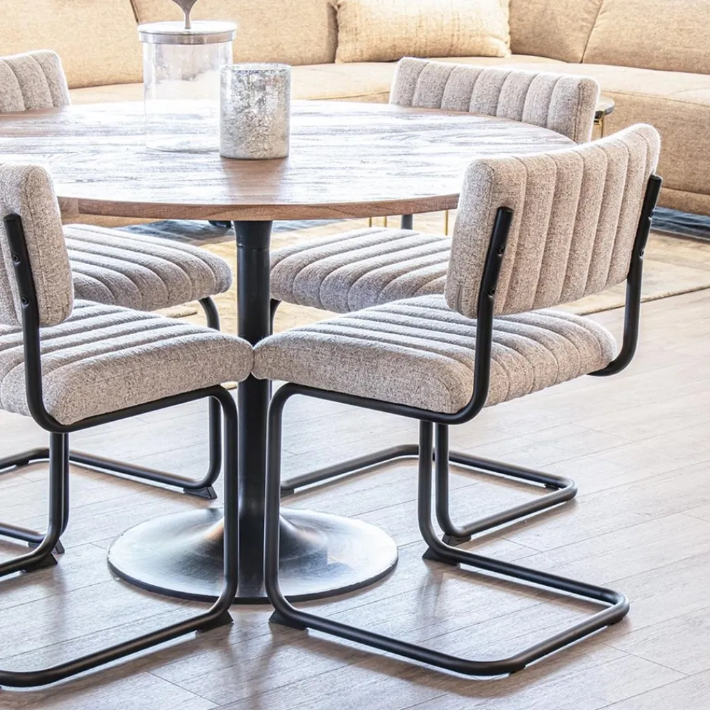 Straluma Stoffen eetkamerstoel met zwart metalen frame> Eetkamerstoelen