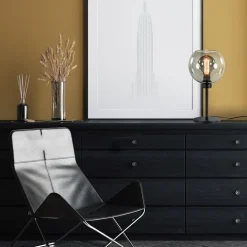 Straluma Tafellamp zwart met smoke glazen bol><noscript><img width=