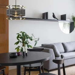 Straluma Trendy hanglamp mat zwart met hoogglans goud></noscript> Eetkamerverlichting|Hanglampen