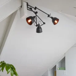 Straluma Verstelbare 3-lichts plafondlamp met zwarte kappen></noscript> Plafondlampen|Industriële Verlichting