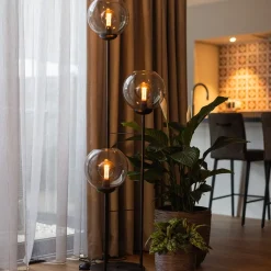 Straluma Vloerlamp 3-L zwart met bolglas smoke></noscript> Woonkamerlampen|Vloerlampen