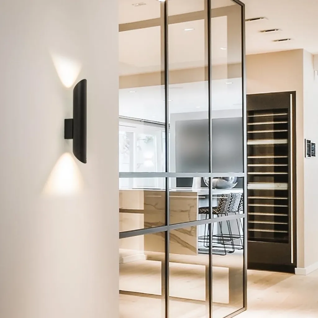 Straluma Wandlamp koker smal up+down zwart> Woonkamerlampen|Slaapkamerlampen