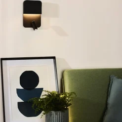 Straluma Wandlamp zwart + leesspot en usb></noscript> Wandlampen|Bedlampjes